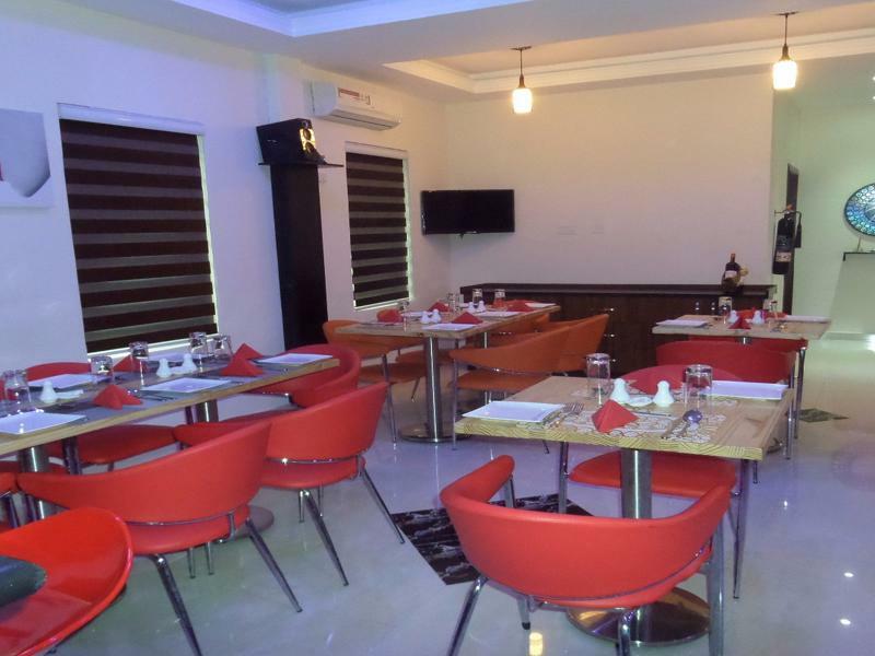 לגוס Rightgate Hotel מראה חיצוני תמונה