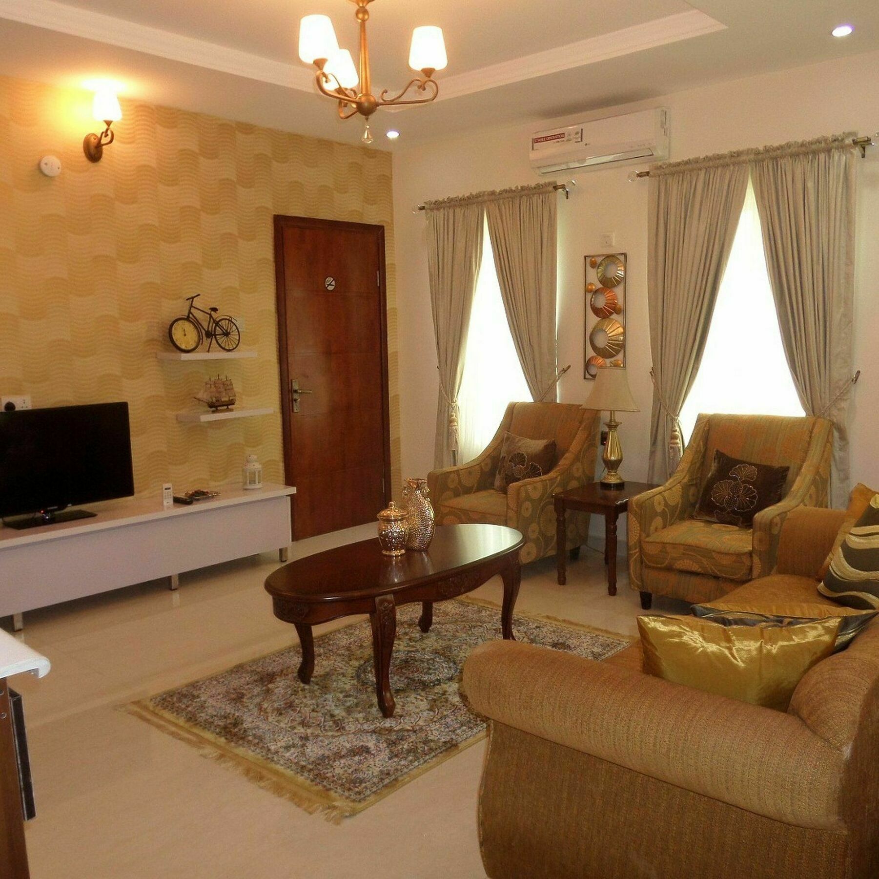 לגוס Rightgate Hotel מראה חיצוני תמונה